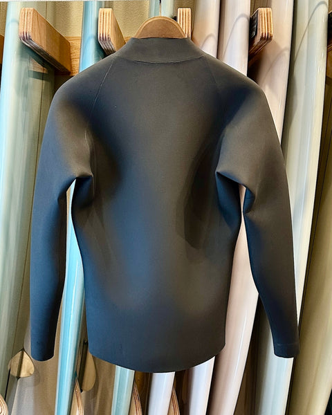 QUALITY WETSUITS 2mmメッシュラバー・ロングスリーブタッパー