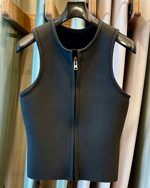 QUALITY WETSUITS 2mmメッシュラバーフロントジップベスト