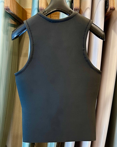 QUALITY WETSUITS 2mmメッシュラバーフロントジップベスト