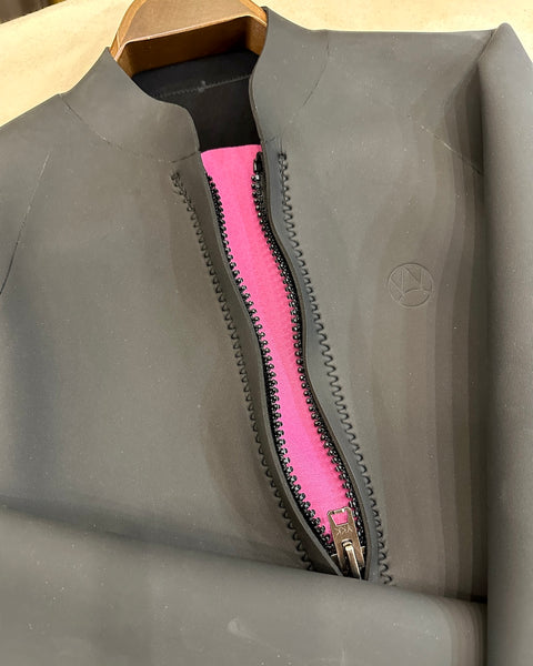 QUALITY WETSUITS 2mmメッシュラバー・ロングスリーブタッパー