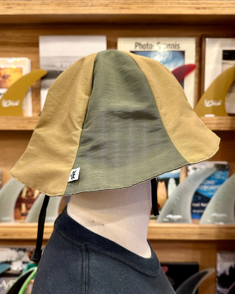 Axxe Classic Tulip Surf Hat