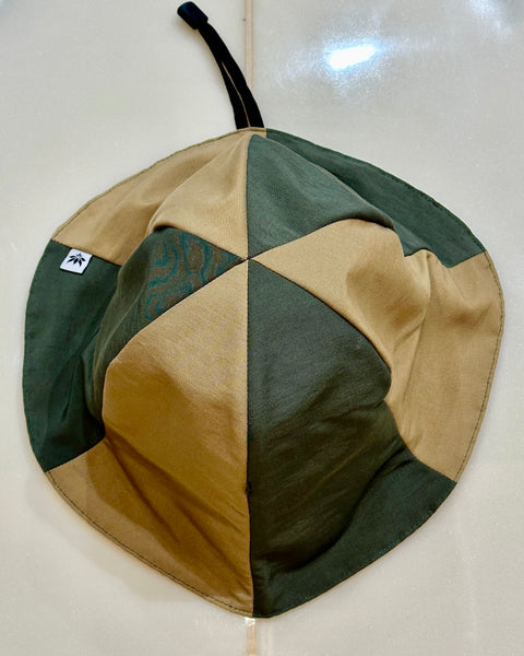 Axxe Classic Tulip Surf Hat