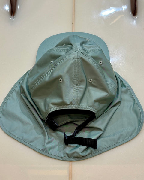 De La COSTA DLC shade surf cap
